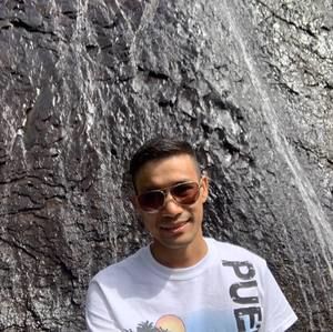 Meet your Posher, Kha